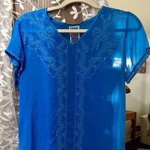 Johnny Was Top Blue on Blue Embroidered small